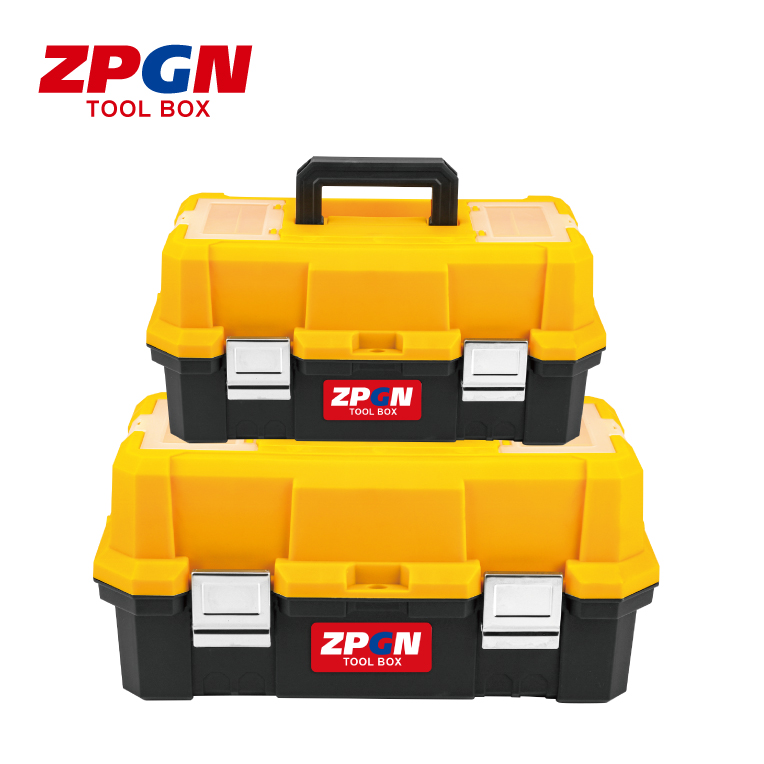 QUALITY PLASTIC TOOLBOX